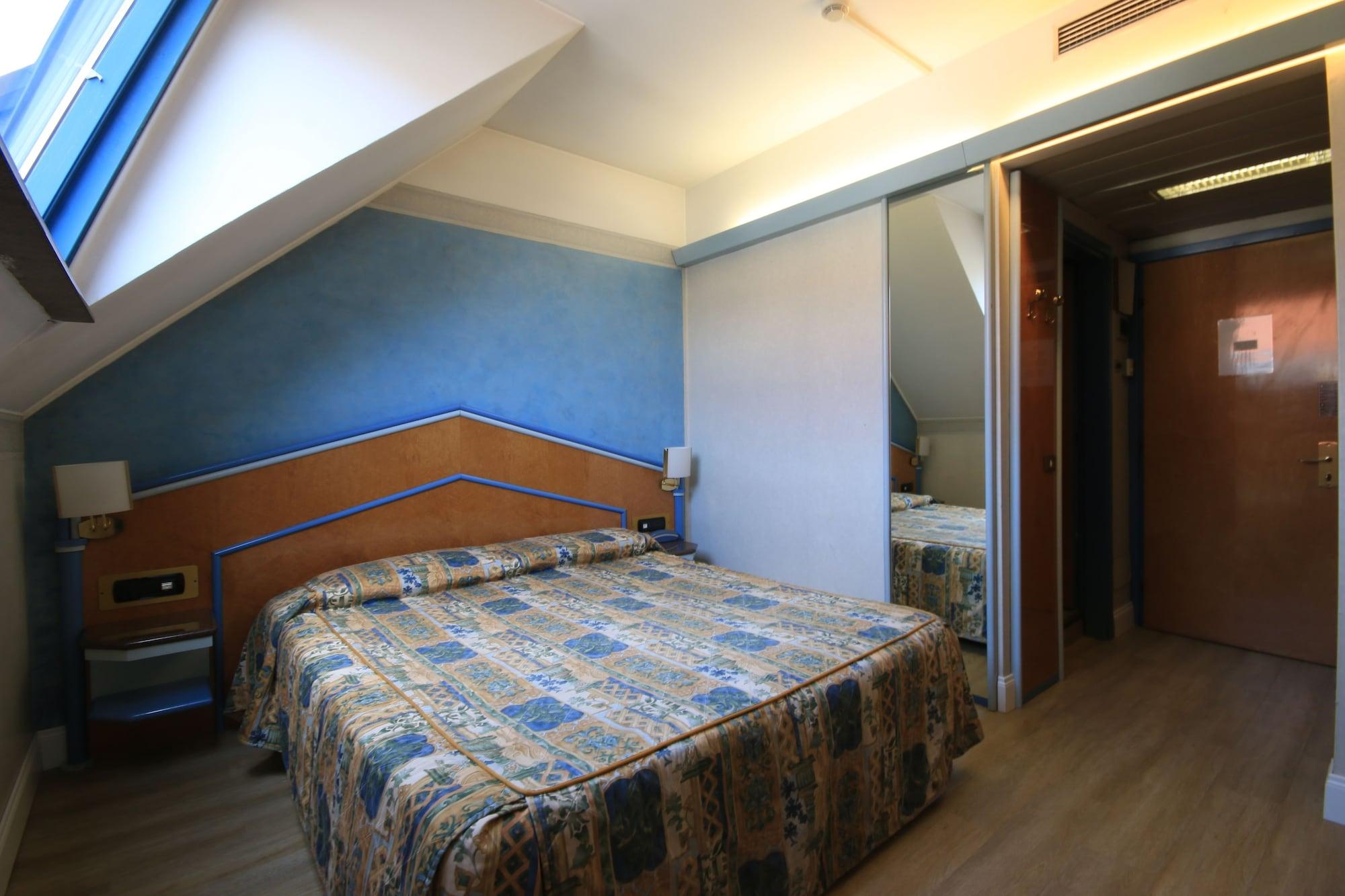 Hotel Lido Milan Bagian luar foto
