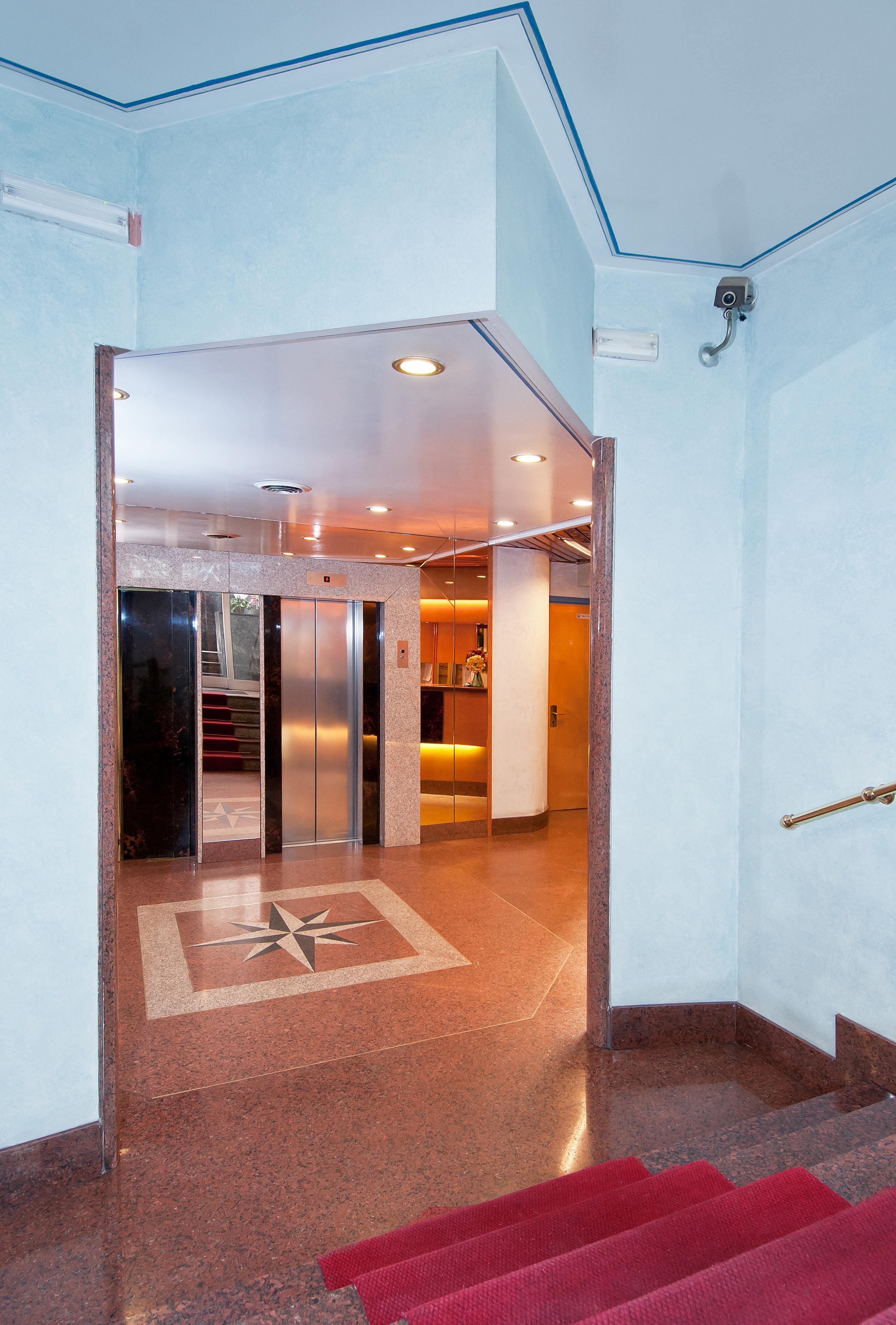 Hotel Lido Milan Bagian luar foto